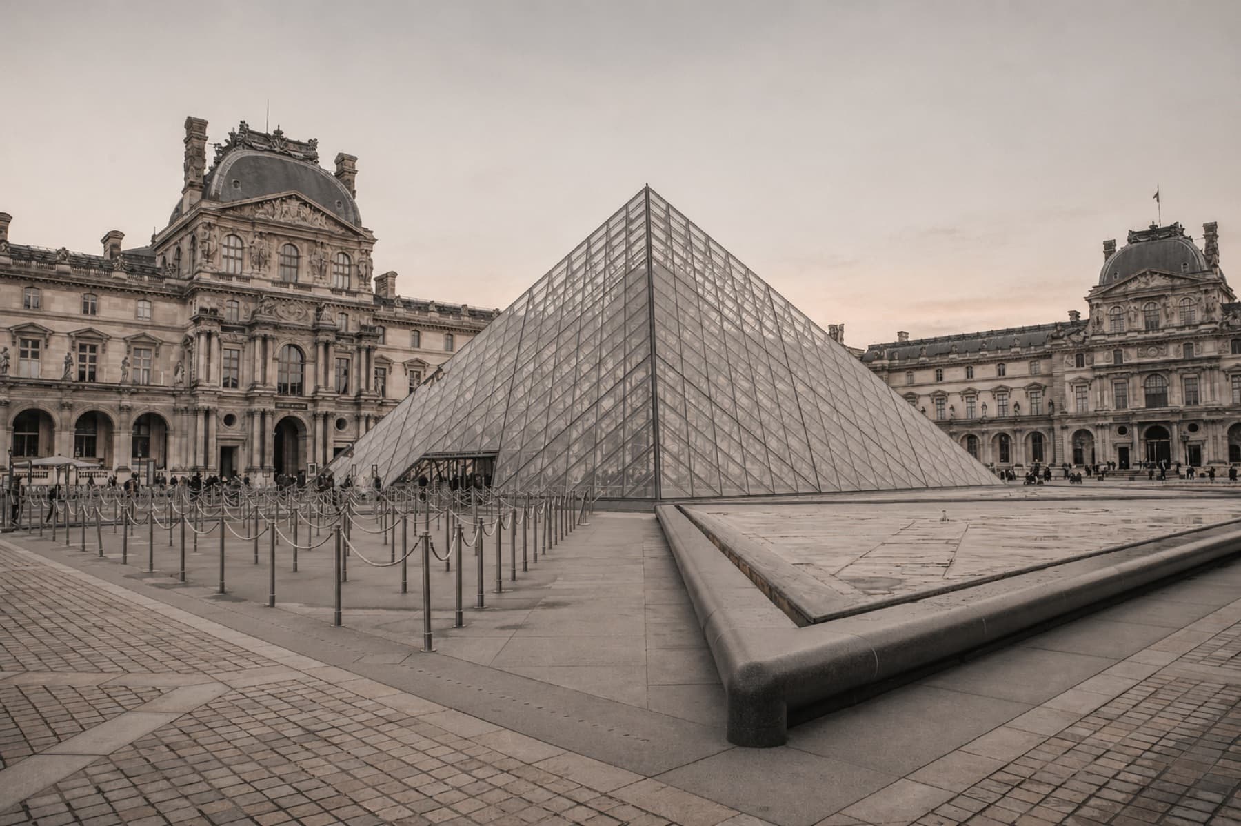 Le Louvre, à Paris